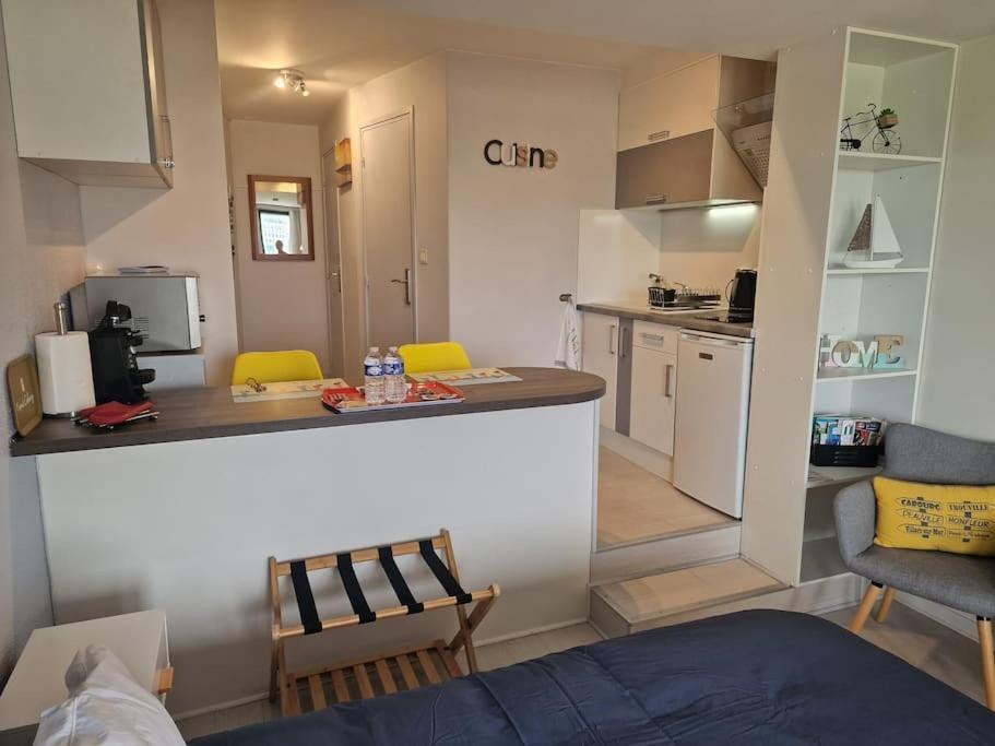 Le Cocooning-Studio Deauville Marina Avec Terrasse Vue Mer Et Plage Extérieur photo