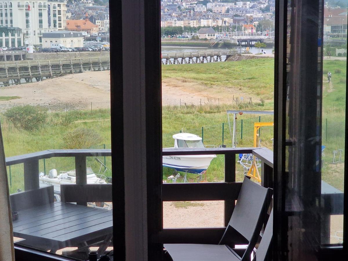 Le Cocooning-Studio Deauville Marina Avec Terrasse Vue Mer Et Plage Extérieur photo